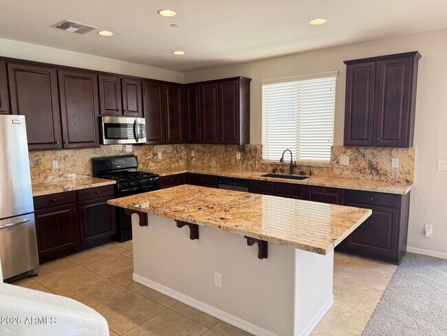 Building Photo - 9237 W Coolbrook Ave