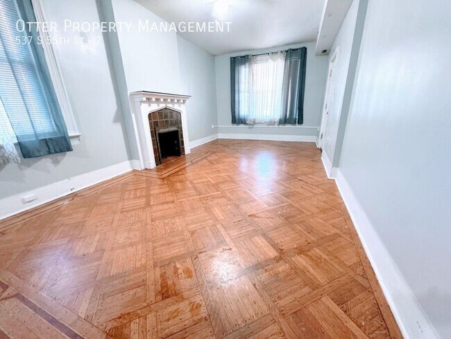 Building Photo - 537 S 55th St