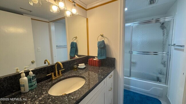 Building Photo - 1901 First St