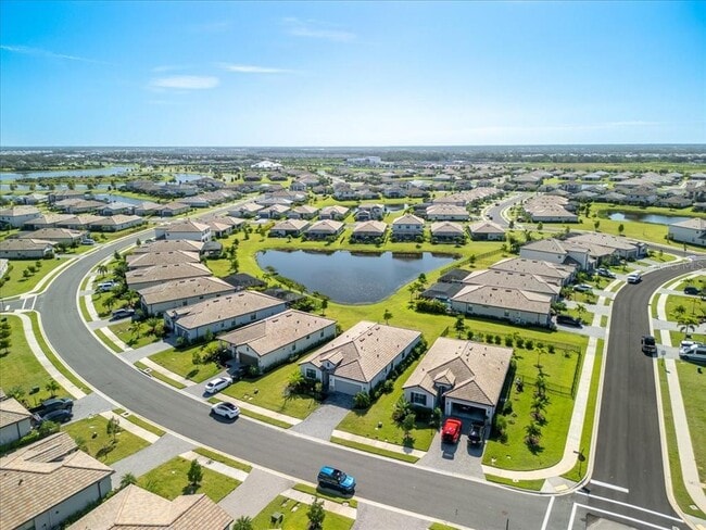 Building Photo - 5161 Coral Reef Wy