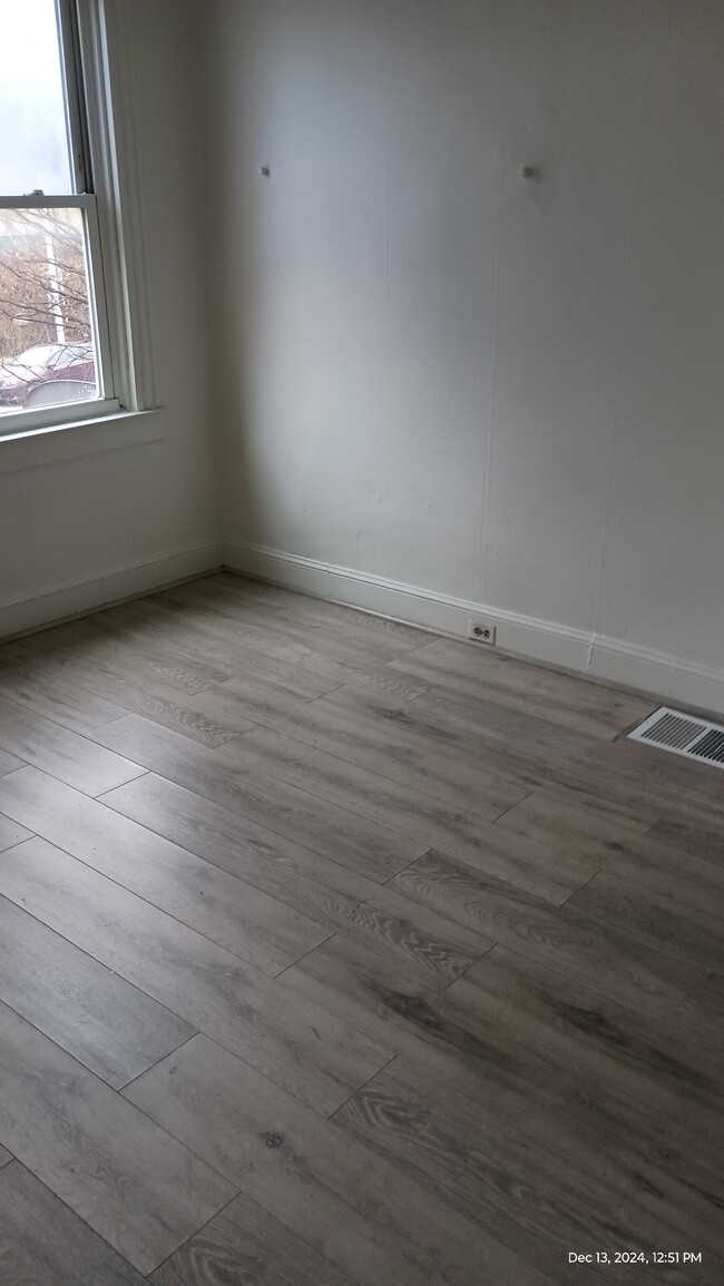 Master Bedroom - 2418 Wilkens Ave