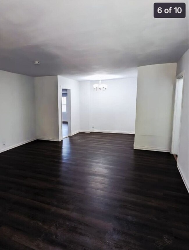 Building Photo - 4015 Hartel St