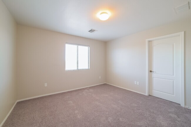 Building Photo - 6809 S Camino De Azar