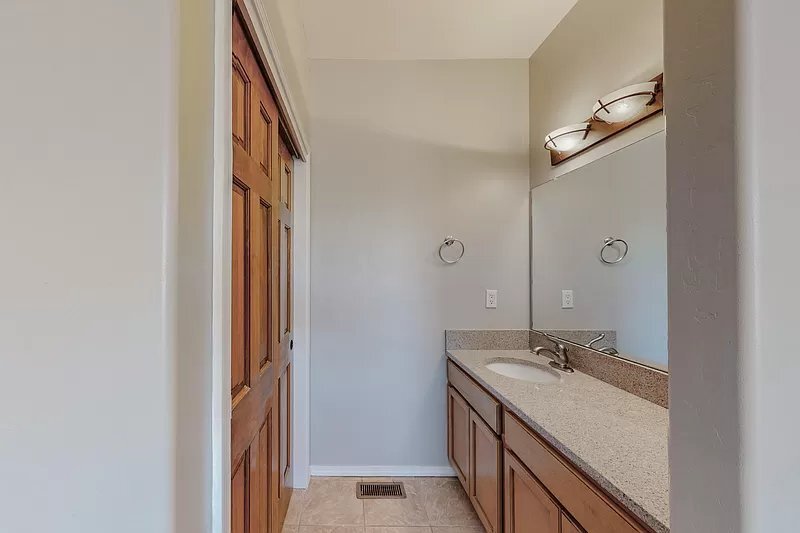 Building Photo - 615 Benicia Ln