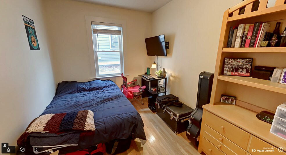 Building Photo - 72 Gore St