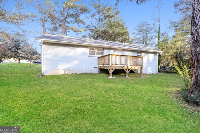 Building Photo - 8125 Attleboro Dr