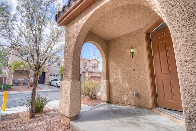 Building Photo - Status: Accepting Applications