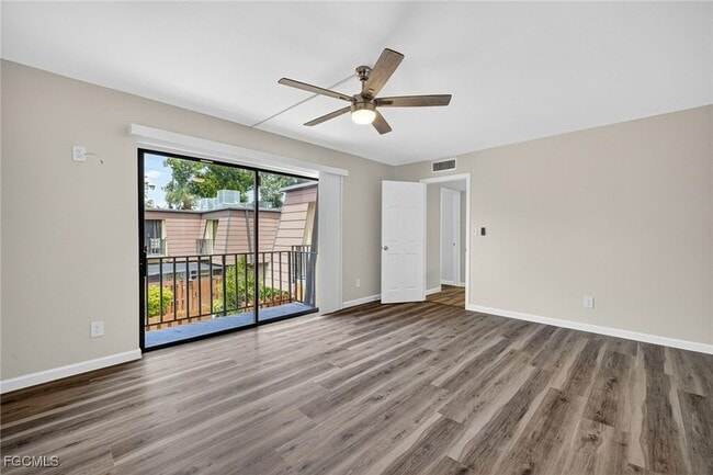 Building Photo - 12350 Woodrose Ct