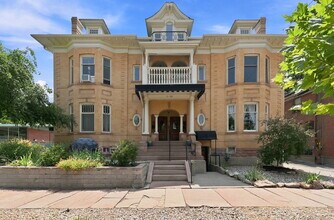 Building Photo - $1,620.95 with $300 off the first month rent, 1 Bed - 1 Bath, Condo in Denver with All Utilities ...