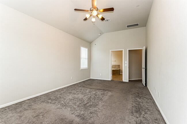 Building Photo - 31519 Kailua Dr