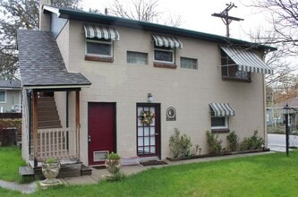 Building Photo - 2720 W Heron St