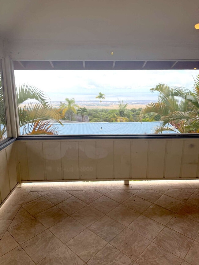 Building Photo - Available Now!  3bd/2ba Home For Rent in Kailua Kona