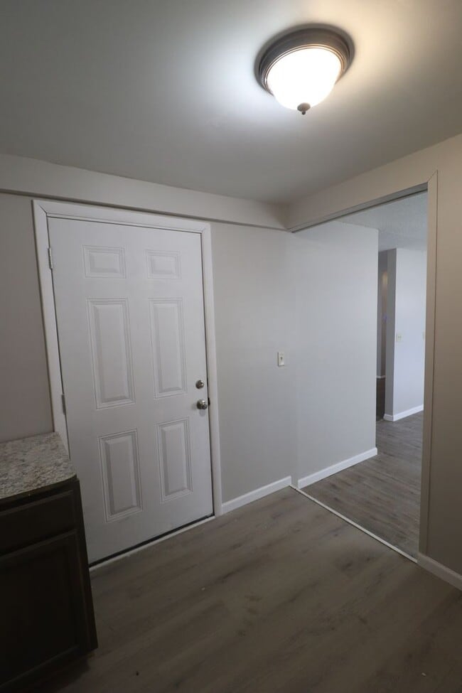 Building Photo - Charming 3 bedroom home on Corner Lot!