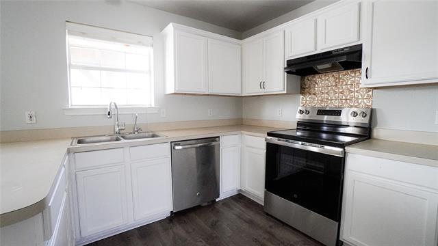 Building Photo - 403 E R Ellis Ave