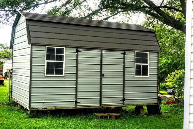 Building Photo - The Carpenter's House