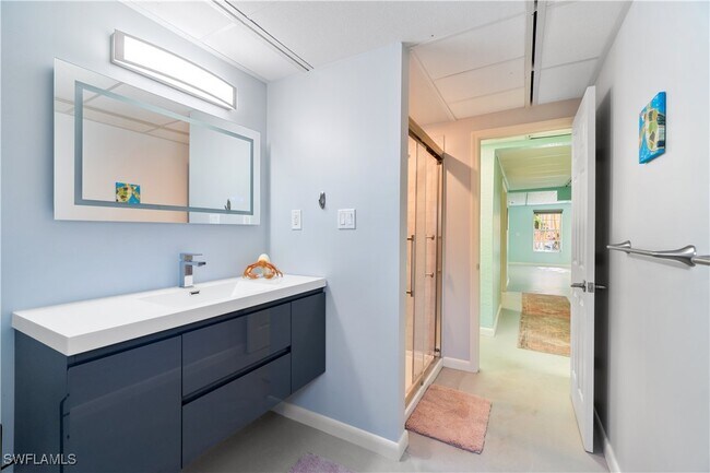 Building Photo - 27130 Flamingo Dr
