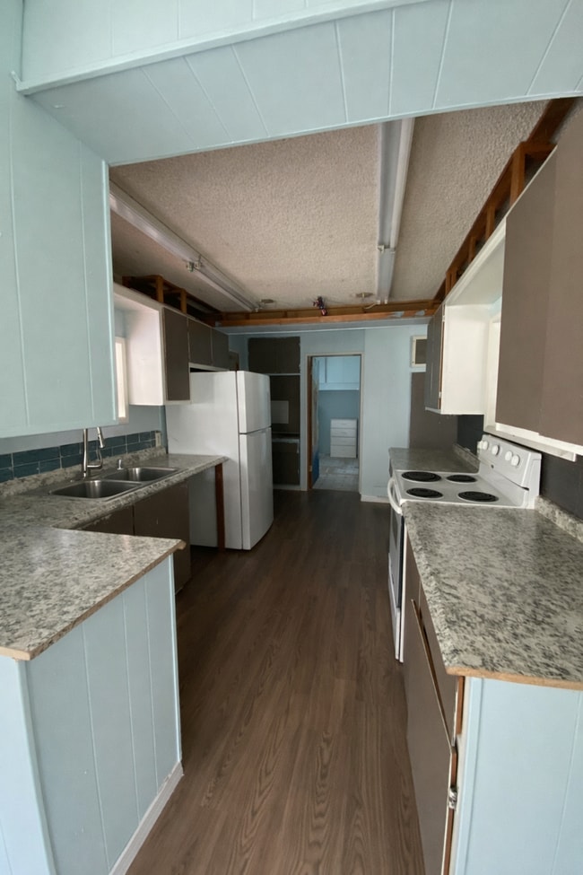 Building Photo - Creekside 1-Bedroom Home in Allyn with Bonus Room and Fireplace