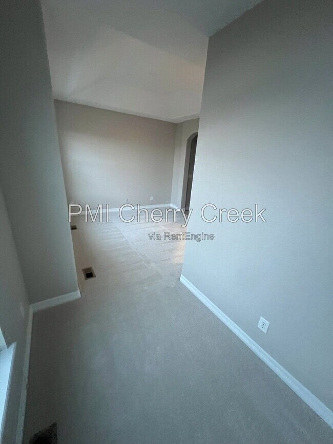 Building Photo - 9256 Kornbrust Dr