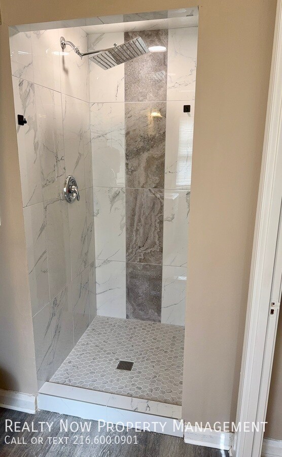 Building Photo - 19627 Winslow Rd