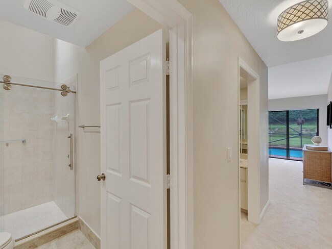 Building Photo - 7747 Villa Nova Dr