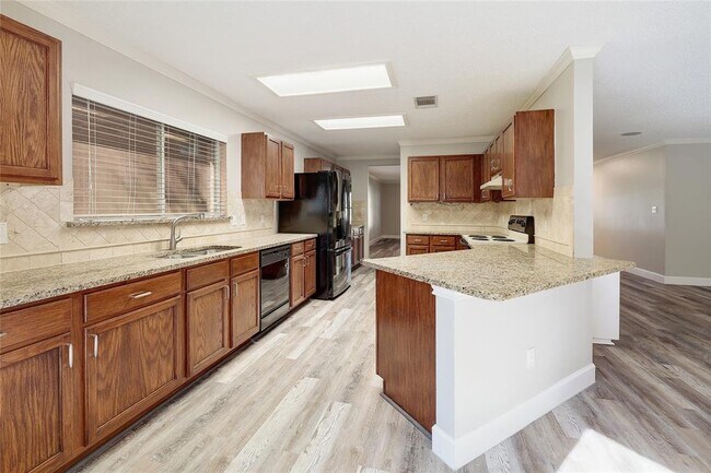 Building Photo - 10905 Claywood Dr
