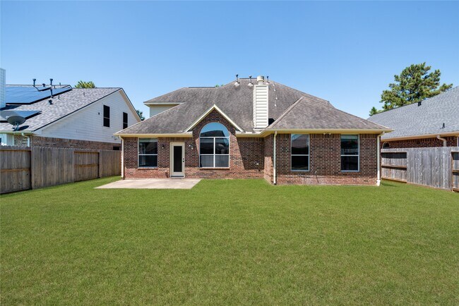 Building Photo - 24822 Dutton Point Dr