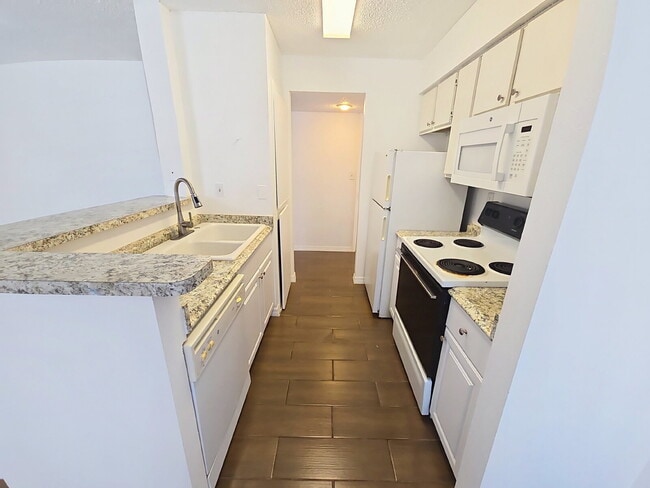 Building Photo - 8617 Fancy Finch Dr