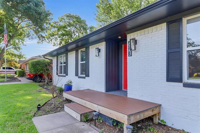 Building Photo - 623 Greenleaf Dr