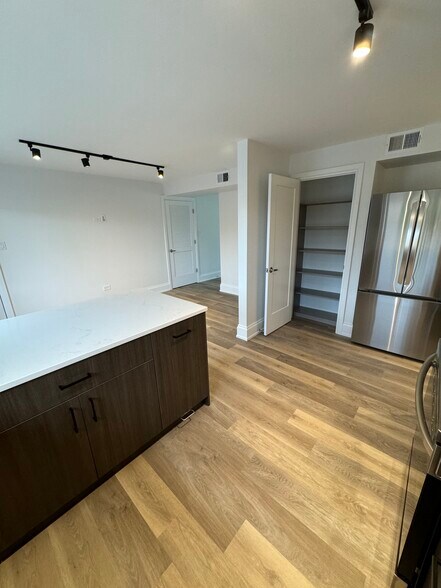 Pantry closet - 603 S McKinley Ave