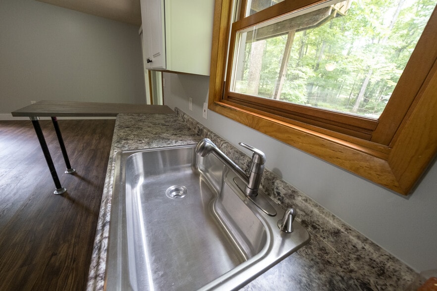 Building Photo - 4263 Eagle Crest Dr
