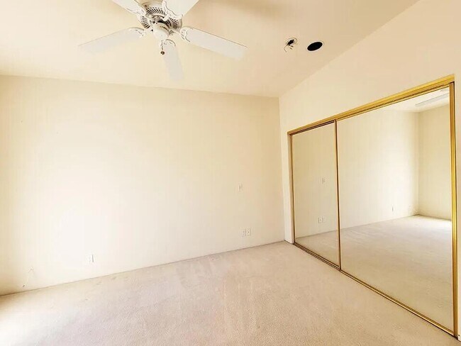 Building Photo - 72836 Mesa View Dr