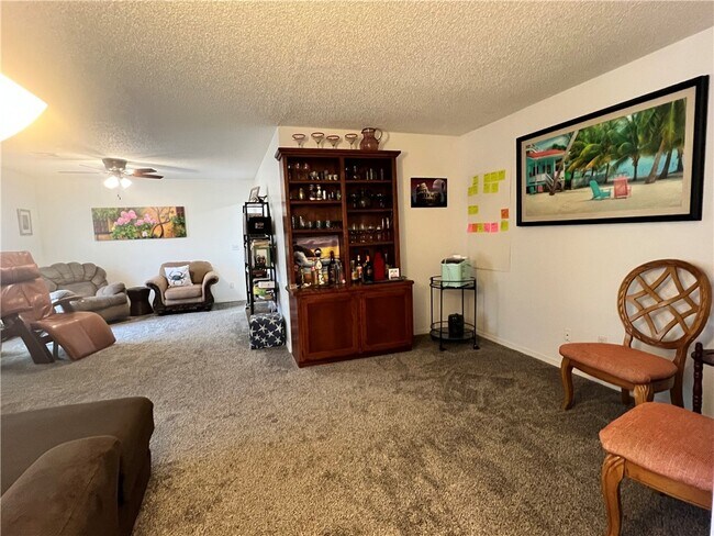 Building Photo - 2009 S 11th St