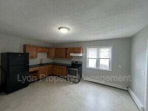 Building Photo - 53 Prest St