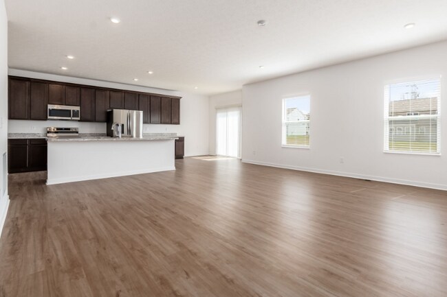Building Photo - 724 Herd Ave