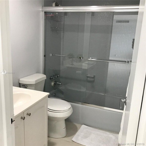 Building Photo - 3801 S Ocean Dr