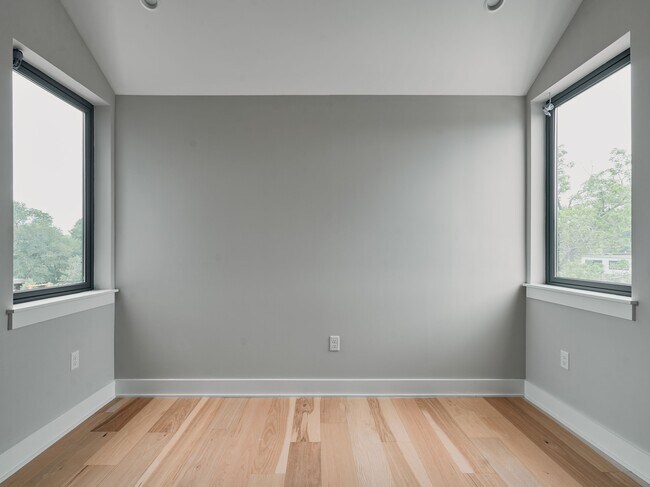 Building Photo - 412 Kemp St