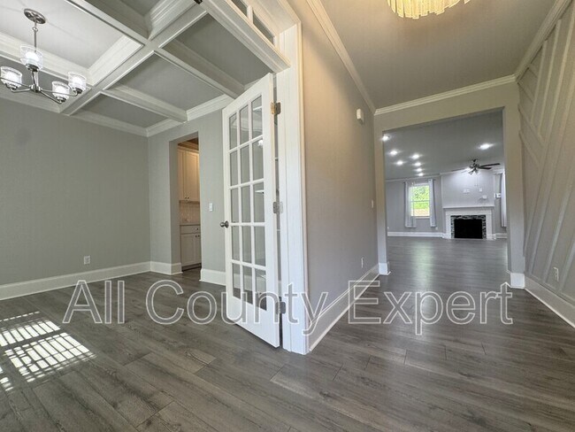 Building Photo - 5145 Explorer Ln