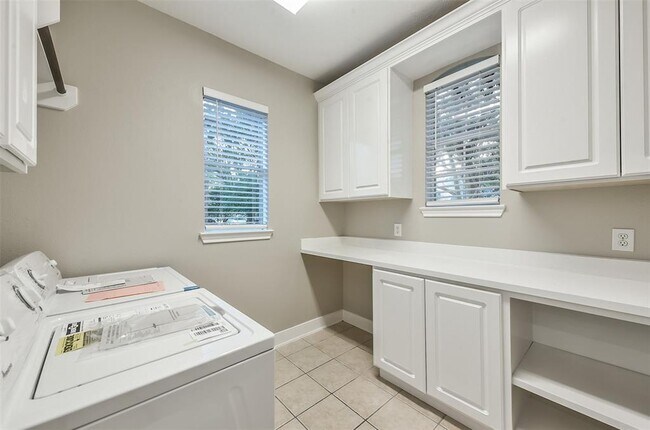 Building Photo - 3403 Long Meadow Ct