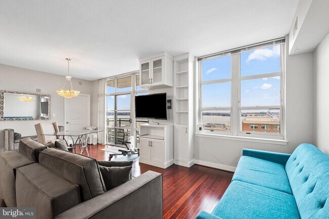 Building Photo - 157 Fleet St