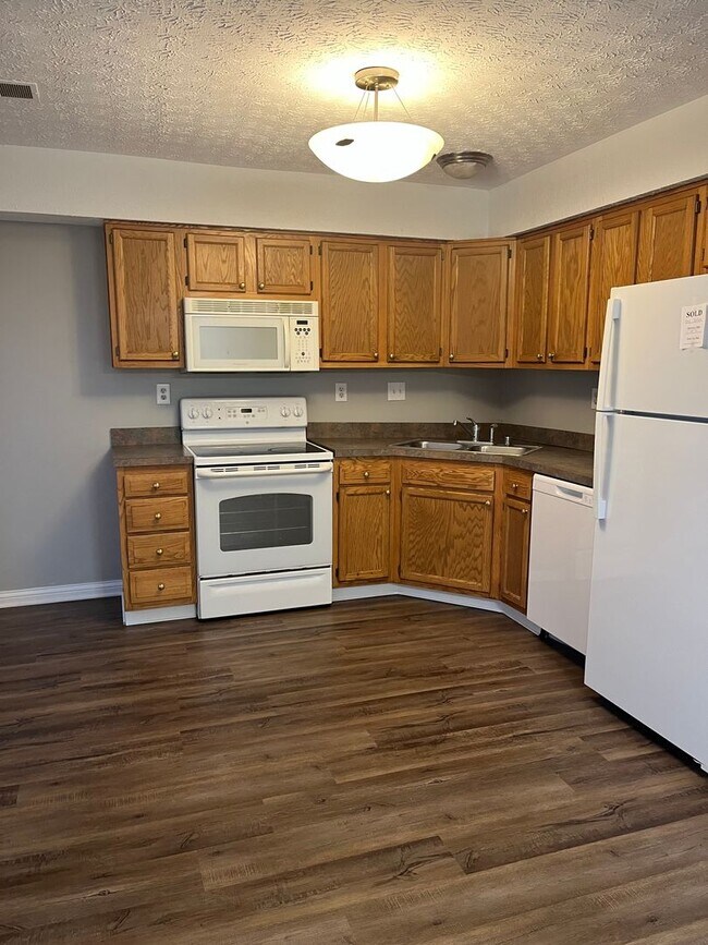 Building Photo - Florence Ct