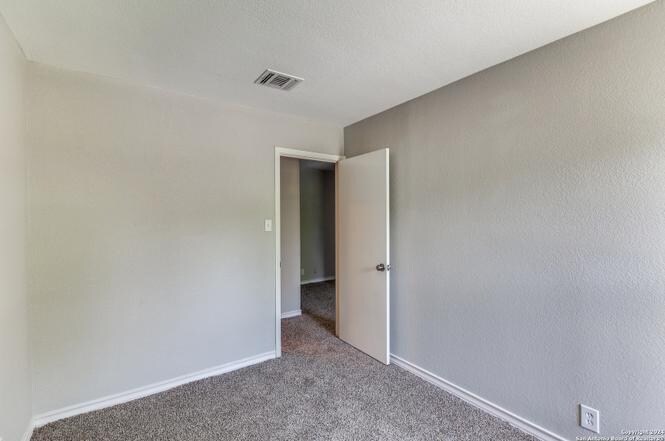 Building Photo - 9574 Autumn Shade