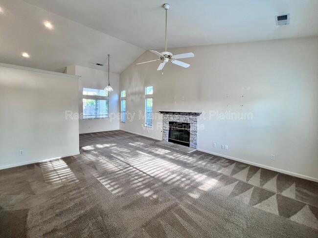 Building Photo - 8622 N Heartland Way