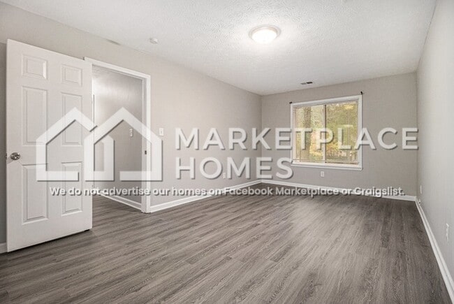 Building Photo - 8928 Wesley Pl