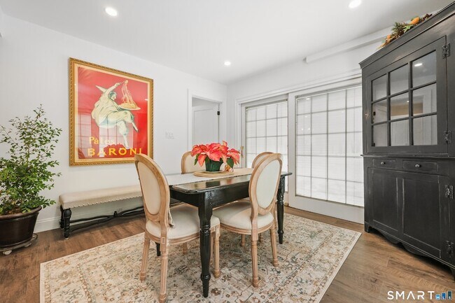 Building Photo - 167 North Ave