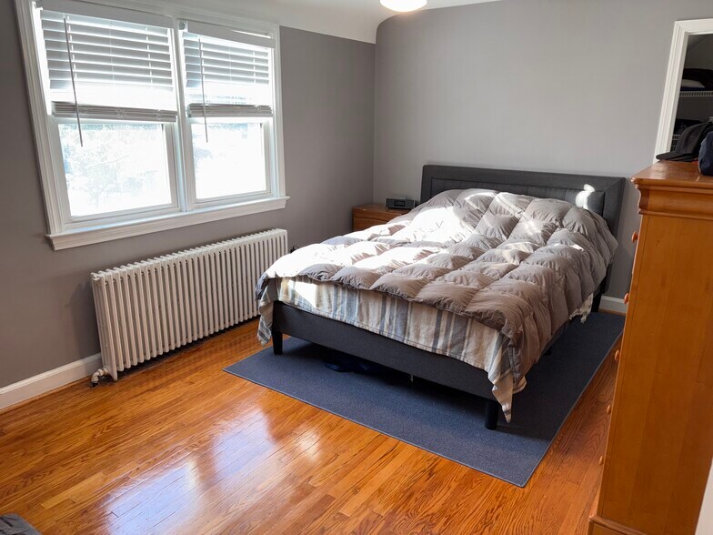 Building Photo - 418 Highland Ave