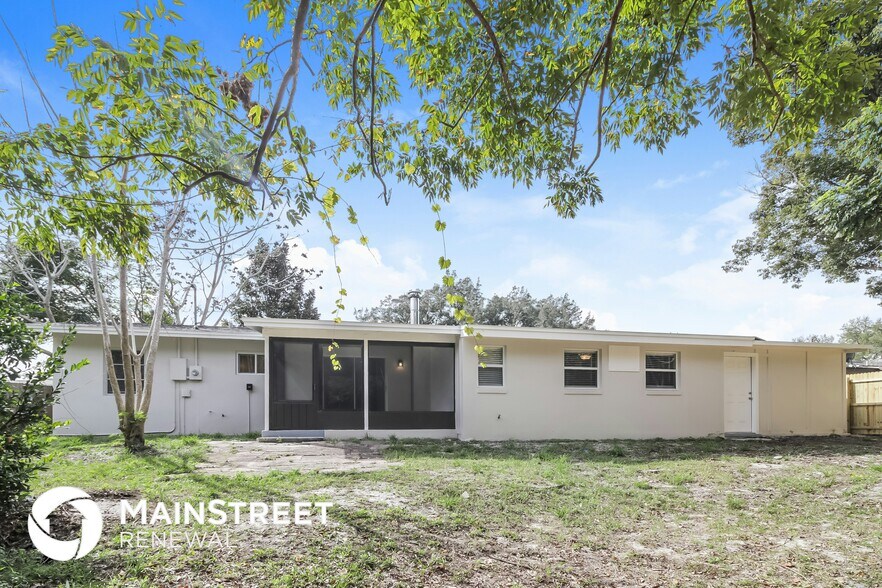 Building Photo - 1111 Gerona Ave