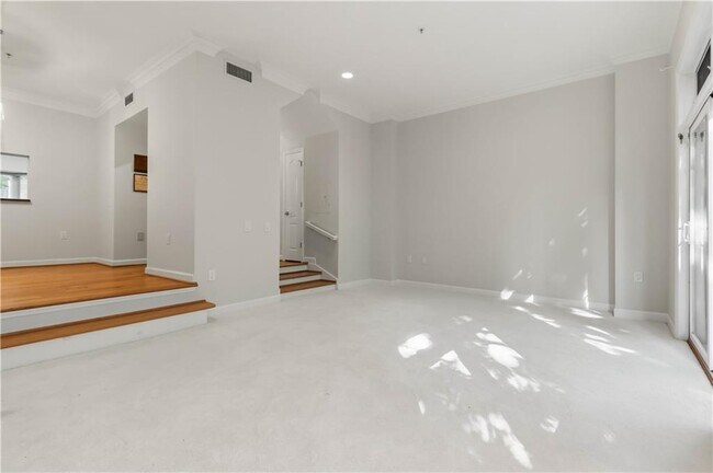 Building Photo - 3475 Oak Valley Rd NE
