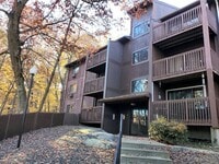 Building Photo - Fabulous 2 bed 2 bath Sunderland Heights C...