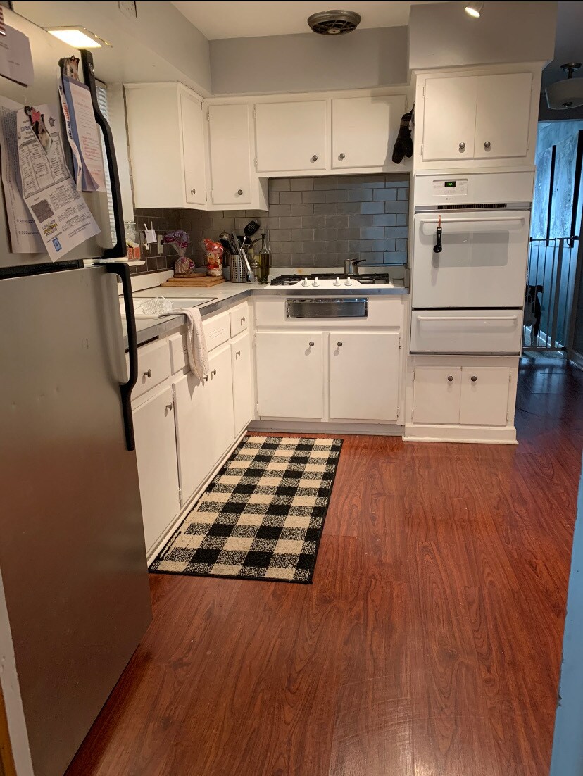 Building Photo - 5737 N Elston Ave