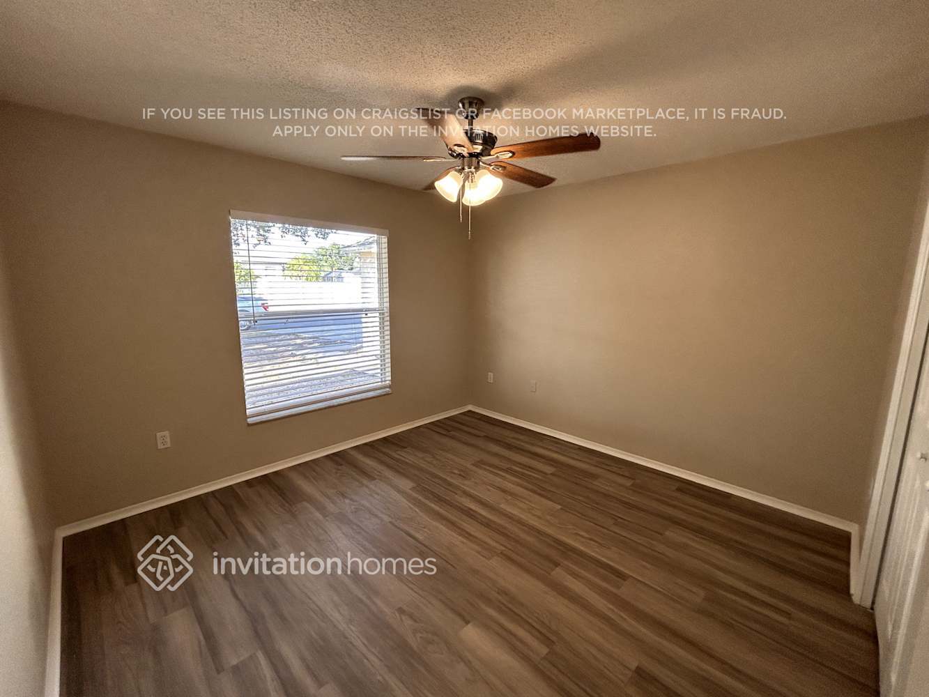 Building Photo - 122 Oak Run Dr